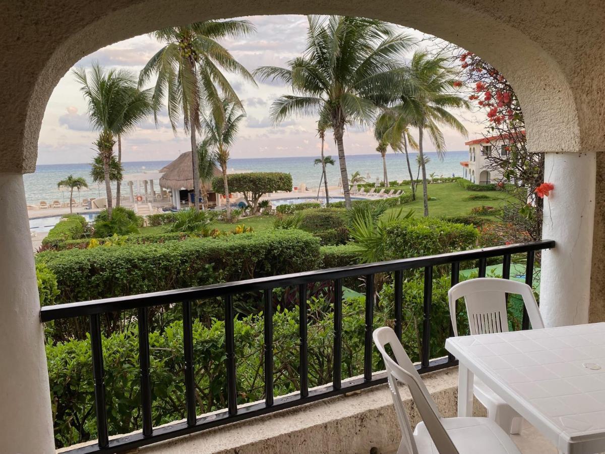 Departamento Frente Al Mar Con Dos Recamaras Y Seguridad 24 H A Dos Cuadras De La Quinta Avenida Плая-дель-Кармен Экстерьер фото
